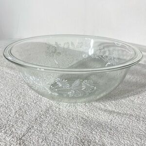 Vintage PYREX Clear Glass Colonial Mist Mixing Bowl 2.5L